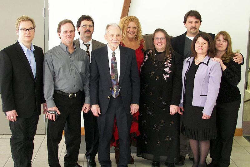 jimandkids.JPG - Jim Clark and 8 children at Sandy's Memorial Service, March 7, 2008. L to R  Doug Clark;  Brad Clark;  Jeff Clark;  Jim Clark;  Noelle Shaffer;  Erin Clark;  Jonathan Clark;  Robin Chlarson;  Sandy Wenze. Picture courtesy of , Bob Shaw.